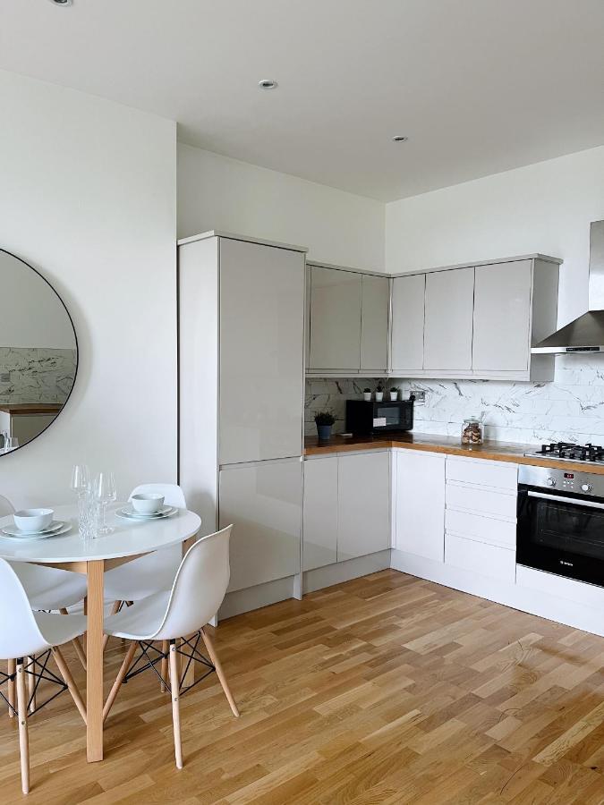 Appartamento Luxuriously Flat In Streatham Londra Esterno foto