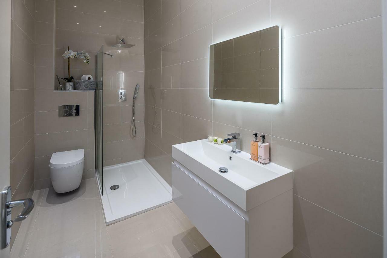 Appartamento Luxuriously Flat In Streatham Londra Esterno foto
